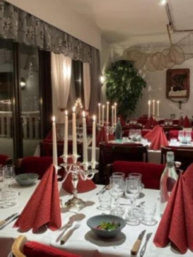 Eckeroe Hotell & Restaurang Экстерьер фото