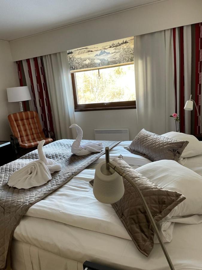 Eckeroe Hotell & Restaurang Экстерьер фото